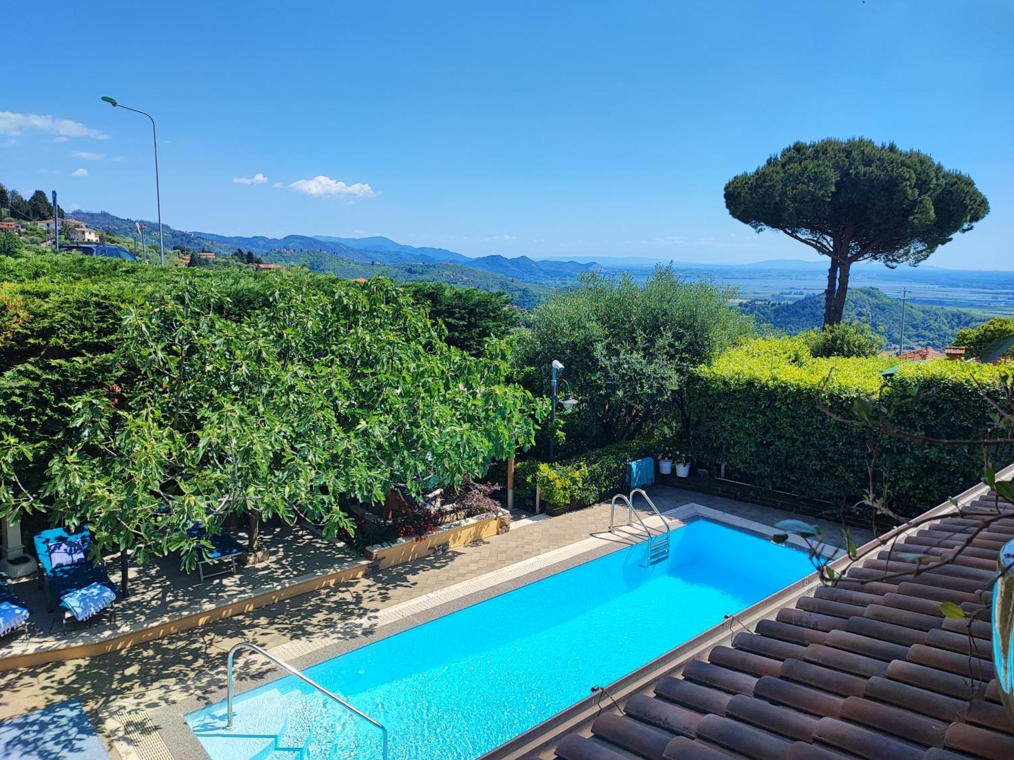 Villa Capo Corso Corsanico-Bargecchia Exteriör bild