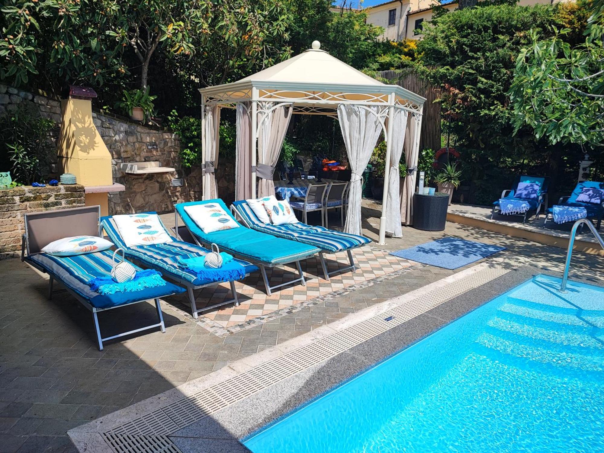 Villa Capo Corso Corsanico-Bargecchia Exteriör bild
